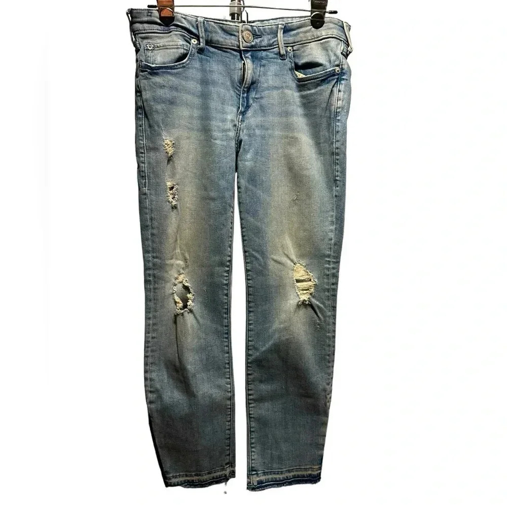 True Religion mid rise straight jeans size 30